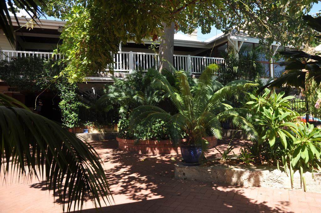 Guildford River Retreat パース エクステリア 写真