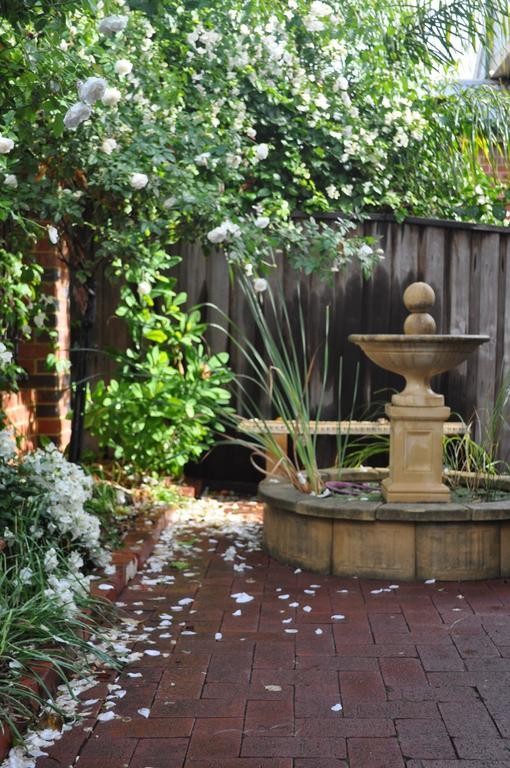 Guildford River Retreat パース エクステリア 写真