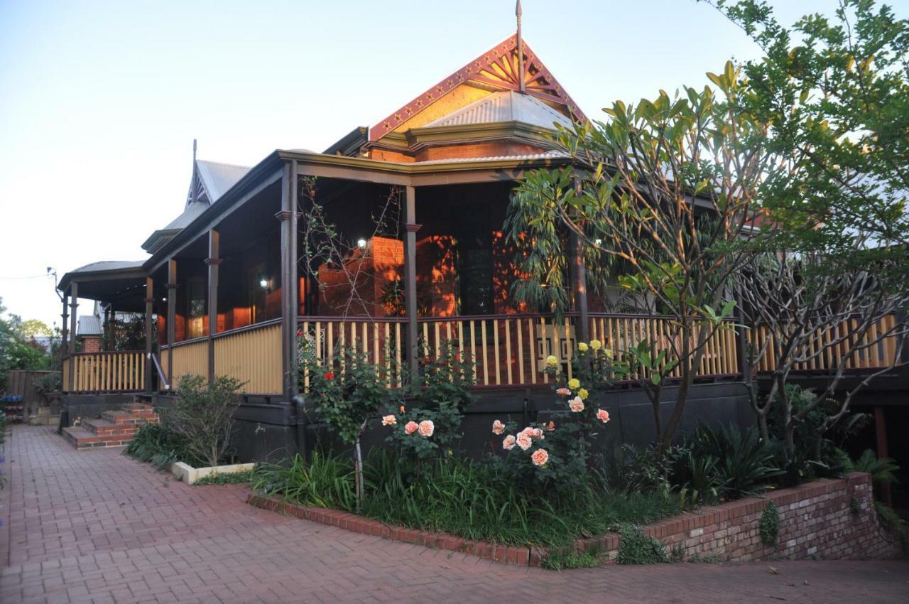 Guildford River Retreat パース エクステリア 写真